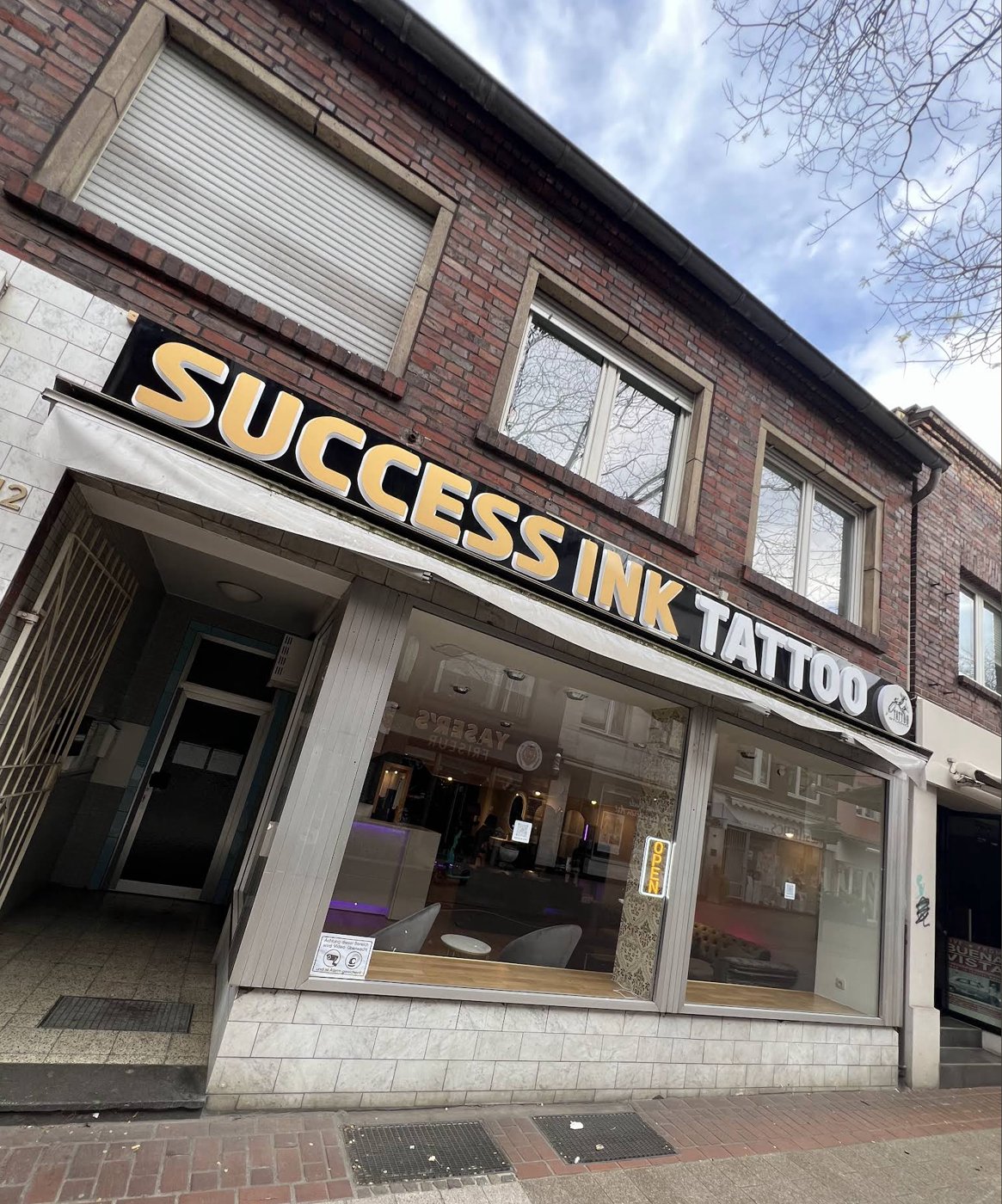 The Success Ink Tattoo shopfront on Wallstraße in Duisburg